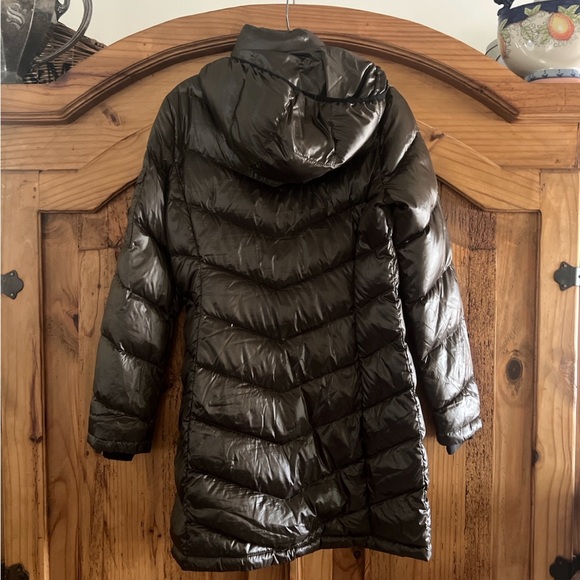 Andrew Marc Ladies' Long Down Jacket Size: XS - Picture 3 of 12